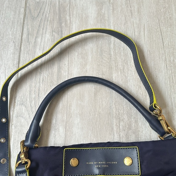 Marc by Marc Jacobs Nylon Tote Bag Satchel Pockets Plum Purple Yellow - Picture 4 of 5